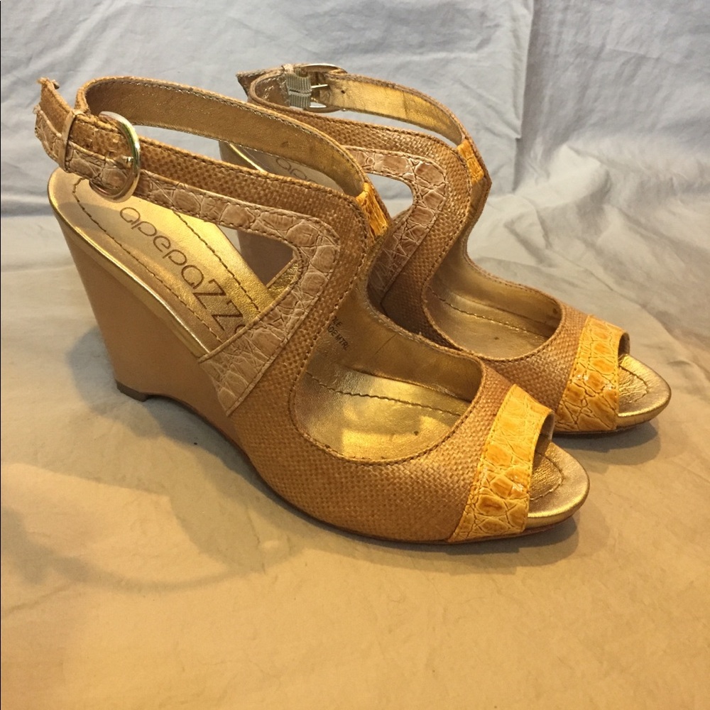 Apepazzo "Nadia" Wedge Heels (Gold)
